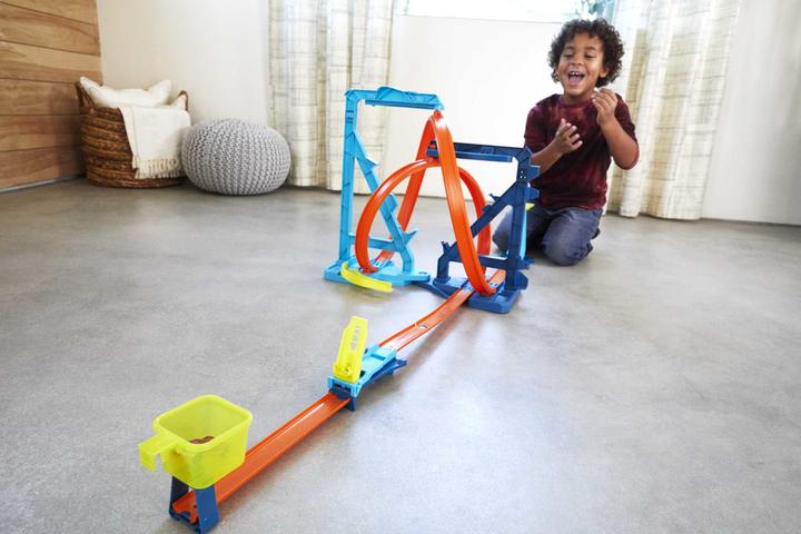Actual product image Hot Wheels Track Builder - Endless Loop Kit