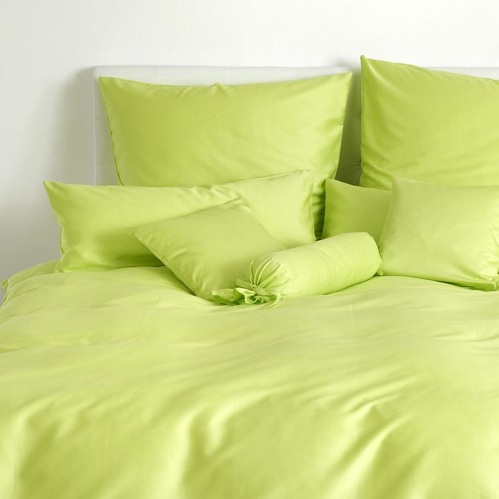 Actual product image Traumschlaf Uni (Bedding set, 135x200 cm + 80x80 cm)