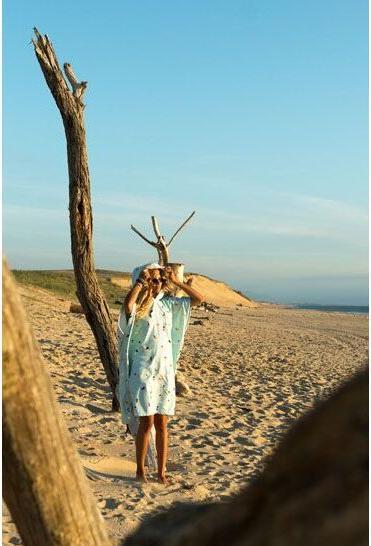 Produktbild After Essentials Madrague All Over Poncho - Light Blue (One Size)