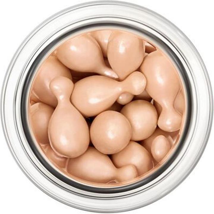 Actual product image Clarins Milky Boost Capsules (03)