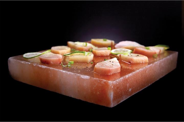 Actual product image Napoleon Himalaya-Salzstein mit Gemüsekorb
