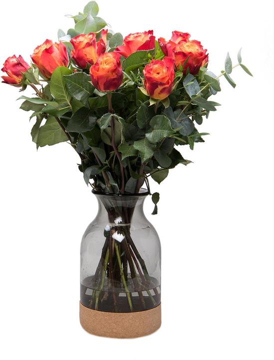Bouquet Roses bicolour avec Eucalypthus