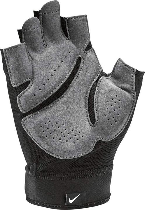 Actual product image Nike Elemental Training Gloves (S)