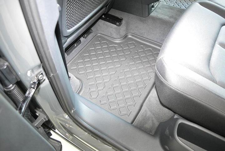 Produktbild Aristar Allwetter Fussmatten Audi Q3 (1 Set à 4 Fussmatten)
