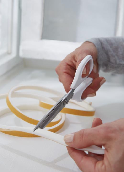 Actual product image tesa tesamoll UNIVERSAL foam gasket, self-adhesive, for insulation
