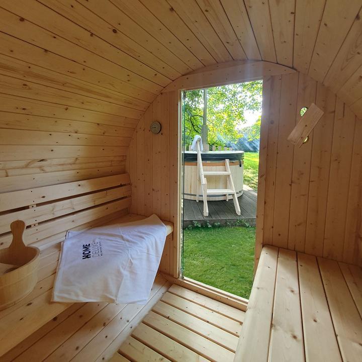 Produktbild Home Deluxe Outdoor Sauna Fasssauna AQUILA M - 195 x 120 cm für 2 Personen - Sauna mit 3,6kW Ofen (Plug & Play 3,6 KW interne Steuerung)
