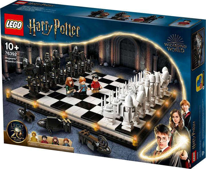 Actual product image LEGO Hogwarts Wizard Chess (76392, LEGO Harry Potter, LEGO Rare Sets)