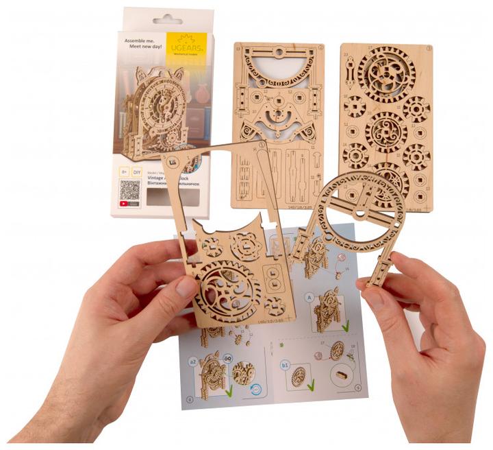 Produktbild Ugears Vintage-Wecker