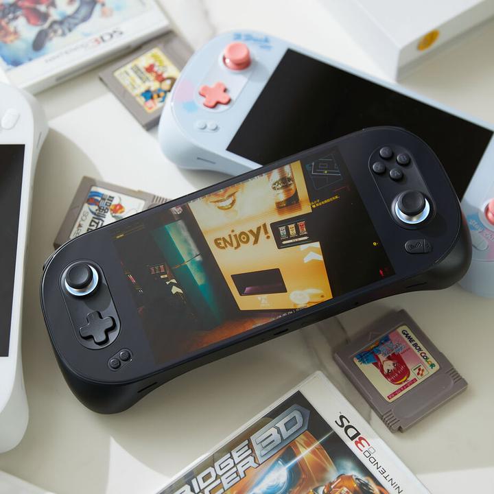 Actual product image Ayaneo 2S Handheld Konsole – 32 GB LPDDR5X, 2 TB SSD, Starry Black