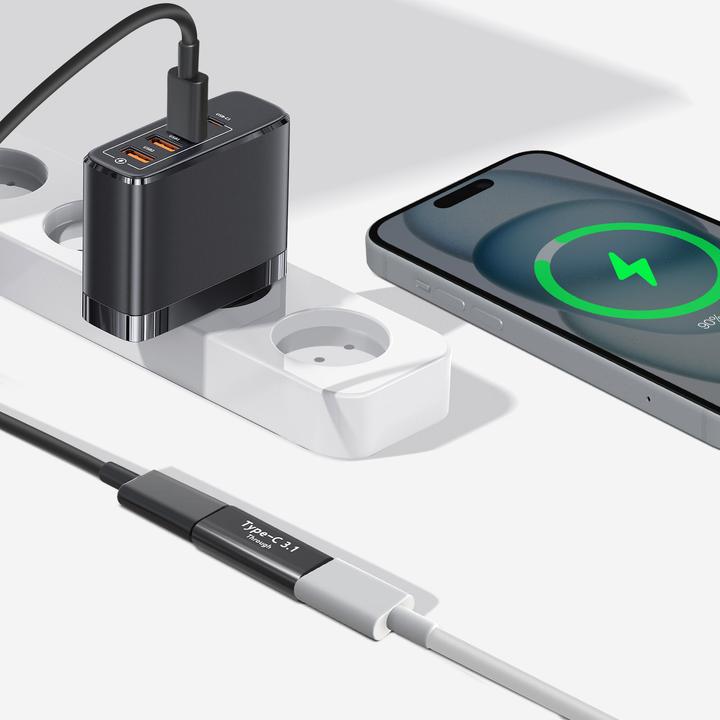 Actual product image Avizar ADEX-C2C, USB-C extension adapter (USB Type C, USB Type C)
