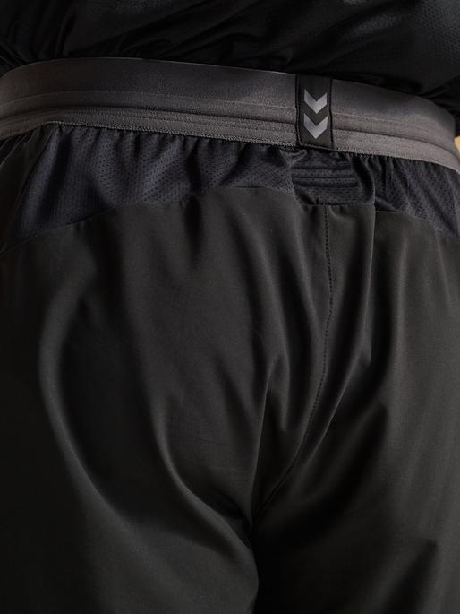 Actual product image hummel hmlPRO TRAINING SHORTS (S)