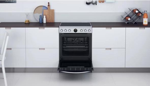 Actual product image Indesit IS67V8CHX/E