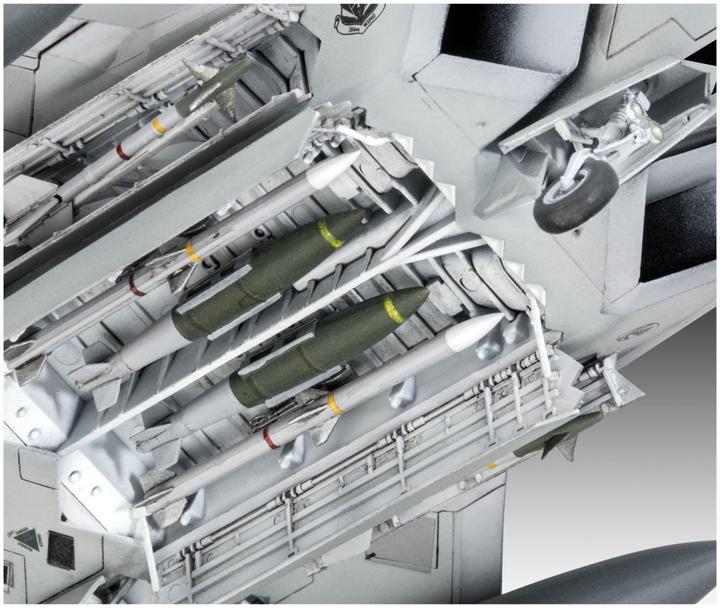 Actual product image Revell Lockheed Martin F-22A Raptor
