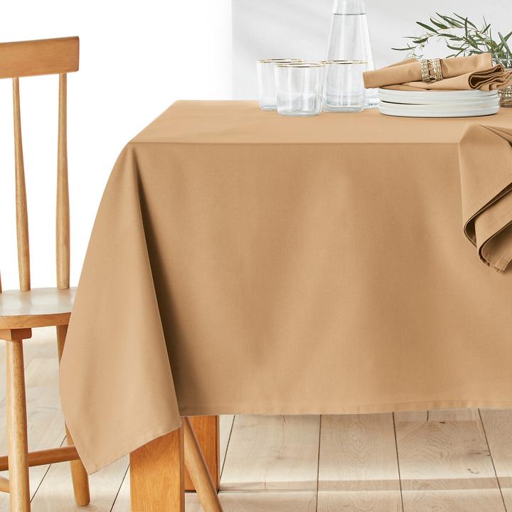 Sandfarben