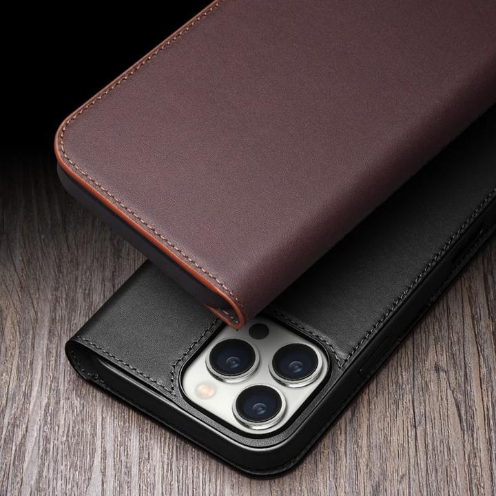 Produktbild QiAlino Hülle Flip Mattschwarz (Apple iPhone 16)