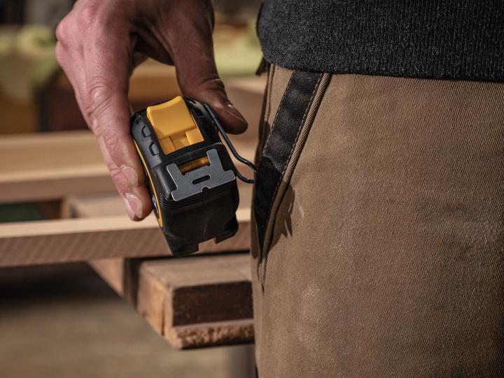 Actual product image Stabila Pocket tape measure BM 300, 10 m (33'), cm/inch scale (cm)