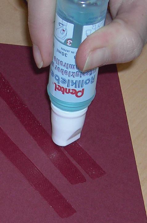 Produktbild Pentel Roll'n Glue (30 g, 30 ml)