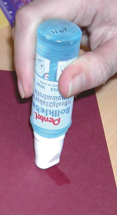 Produktbild Pentel Roll'n Glue (30 g, 30 ml)