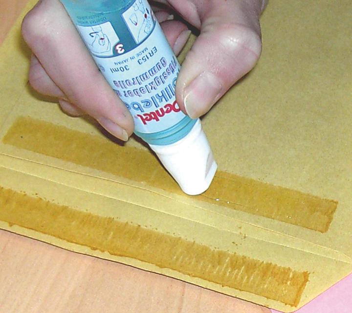 Produktbild Pentel Roll'n Glue (30 g, 30 ml)