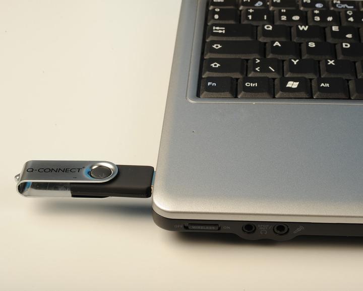 Immagine prodotto Q-Connect Chiavetta USB 2.0 (8 GB, USB-A)