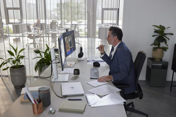 Actual product image HP EliteBook 1040 14 inch G11 Notebook PC, Intel Core Ultra 7, 35.6 cm (14"), 1920 x 1200 pixel (14", Intel Core Ultra 7 155H, 16 GB, 512 GB, CH)