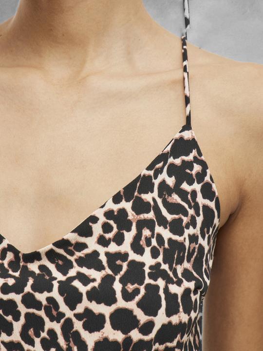 Actual product image Vila V-Ausschnitt Trägertop (36)