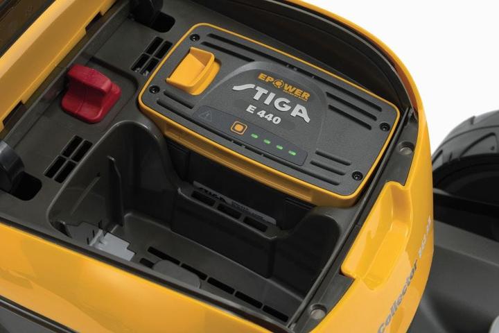 Actual product image Stiga Collector 543 AE (Rechargeable battery operated)