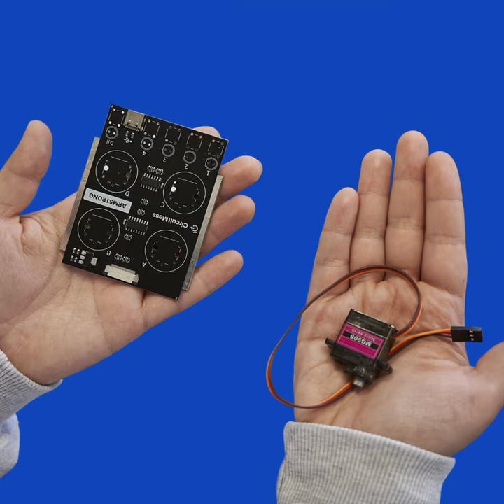 Actual product image CircuitMess Armstrong robot arm electronics kit