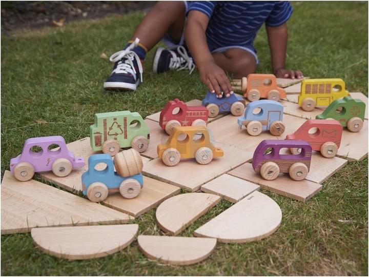 Produktbild TickiT Set mit 12 Spielzeug-Autos aus Holz