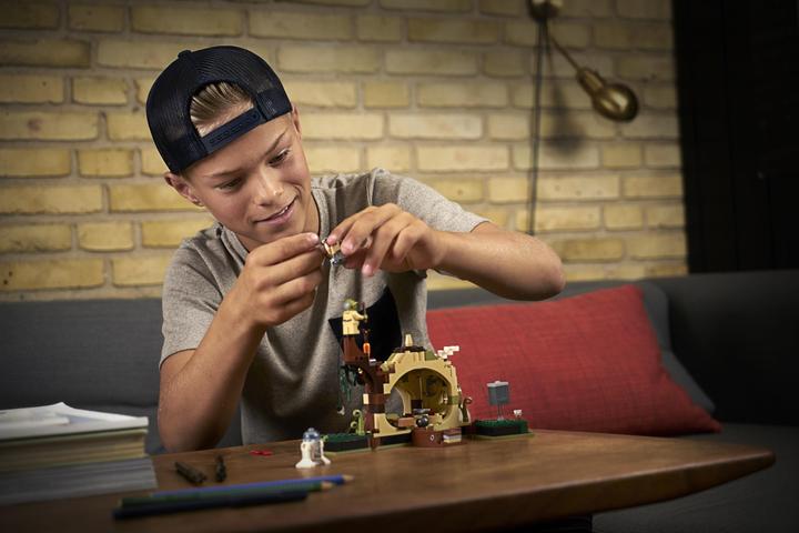 Produktbild LEGO Yodas Hütte (75208, LEGO Star Wars)