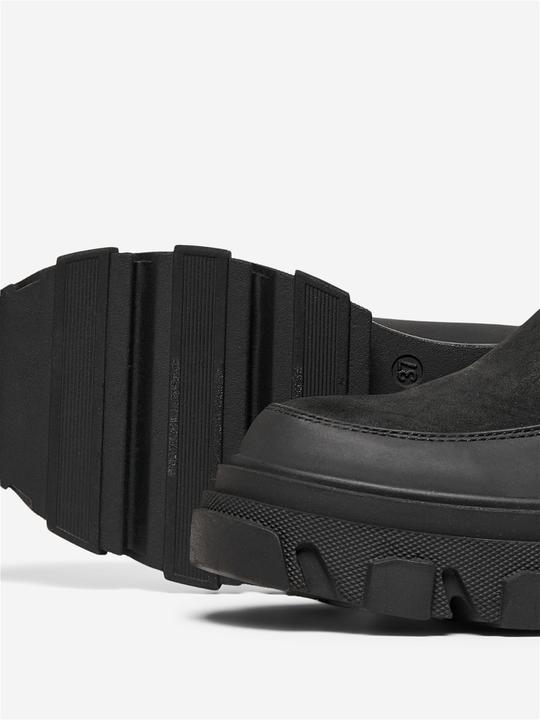 Actual product image Only Chunky boots (41)