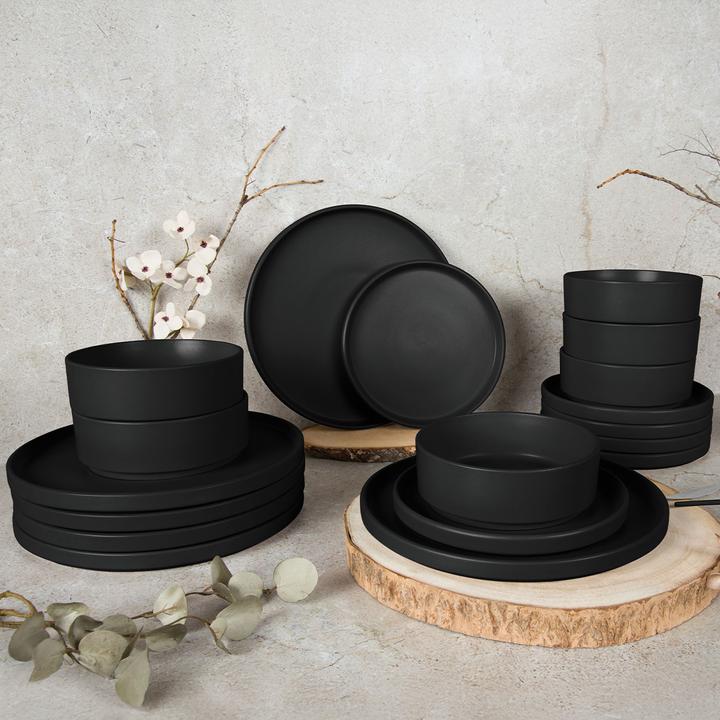 Actual product image BerlingerHaus Plate set (18 Piece)