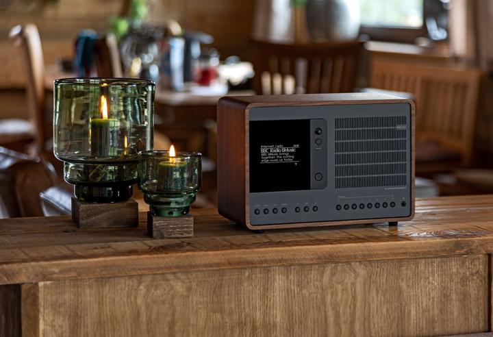 Actual product image Revo SuperConnect (Web radio, DAB+, Bluetooth, Wi-Fi)