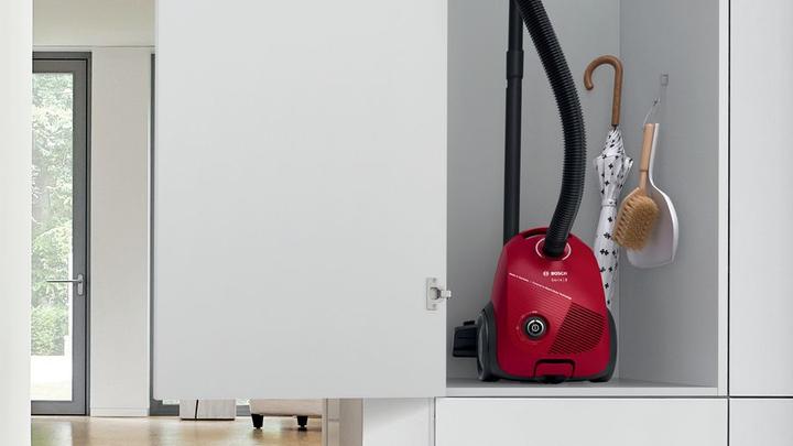 Actual product image Bosch Hausgeräte Series 2 BGBS2RD1H vacuum 3.5 L Dry Dust bag