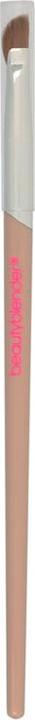 Actual product image Beautyblender Wing Man Curved Angled Eyeliner Brush with Cruelty-Free Bristles (Eyeliner)