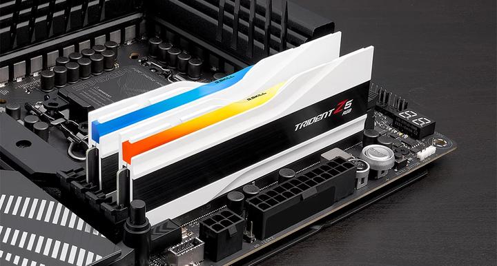 Image du produit G.Skill Trident Z5 RGB (2 x 16GB, 6000 MHz, RAM DDR5, DIMM)