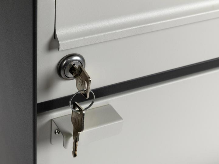 Actual product image Struct Mailbox