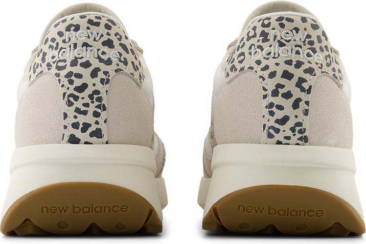 Actual product image New Balance 370 Dames Sneakers - MOONBEAM (38)