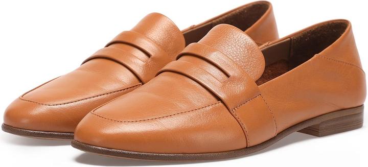 Actual product image Inuovo Super lightweight and beautiful slip-on shoe made from high-quality leather. The front of the (41)