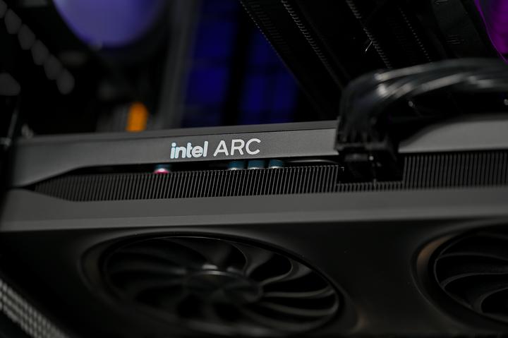 Image du produit Actina 5901443410379 (Intel Core i5-12400F, 32 Go, 1000 Go, Arc A380)