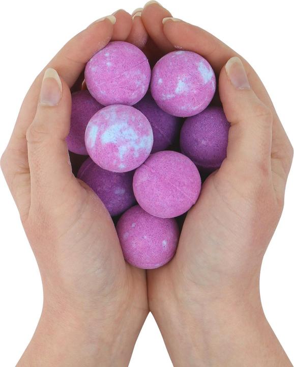 Actual product image Gift Republic Llama Poo Bath Bomb (Bath bombs)