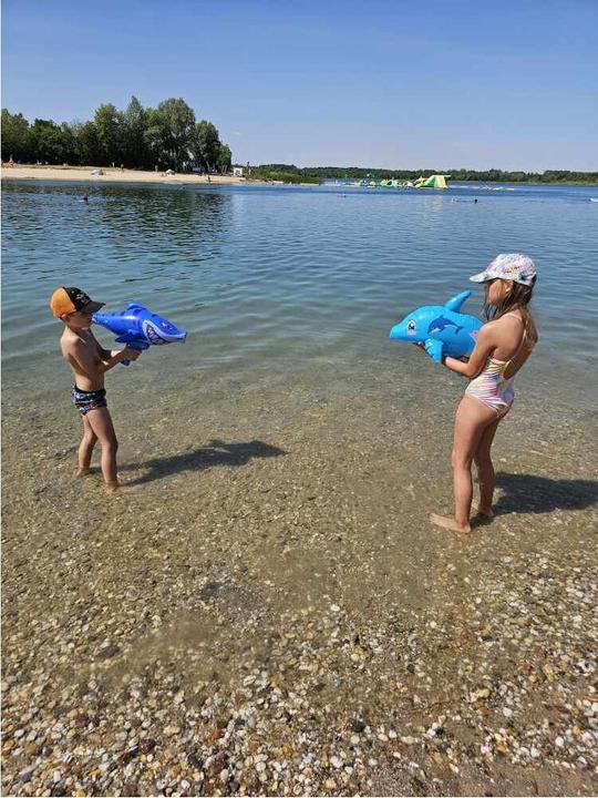 Produktbild Alldoro Aufblasbare Wasserpistole (Hai)