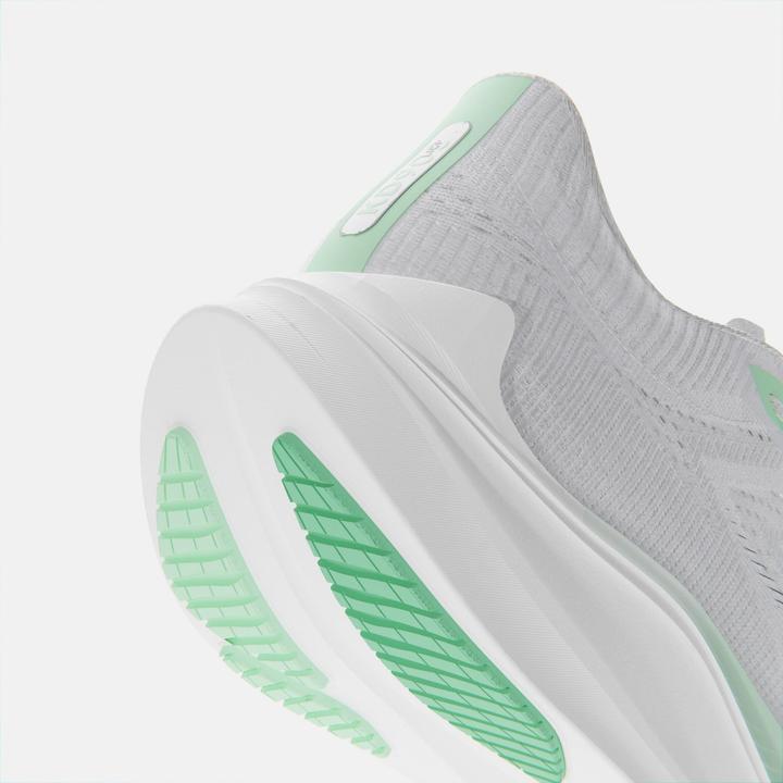 Image du produit Kiprun Chaussures de course femmes - KD900 Light vert/blanc (41)