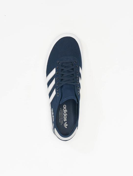 Image du produit adidas Chaussures Depala - 83443 (36 2/3)