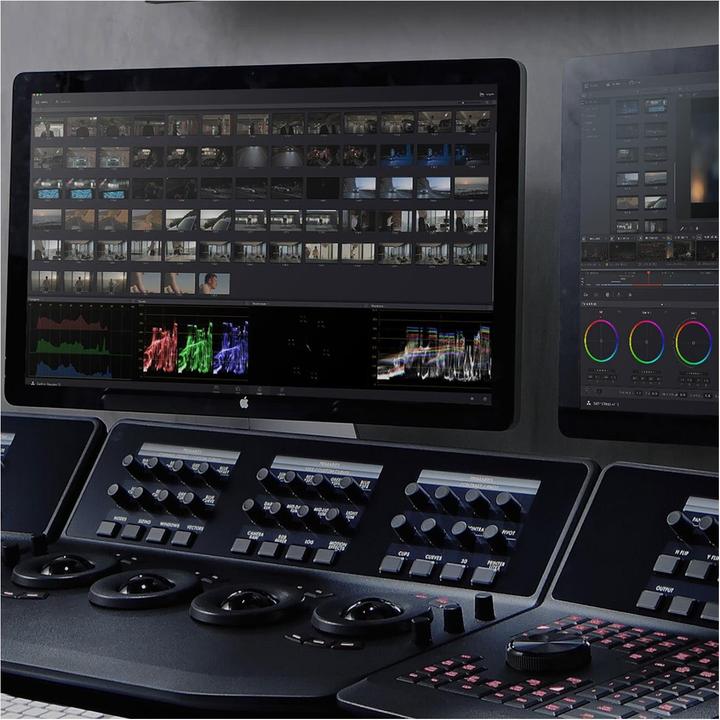Actual product image Blackmagic DaVinci Resolve 14 Studio Dongle