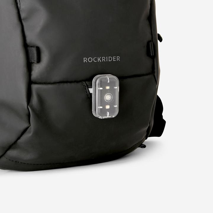 Actual product image Rockrider Trinkrucksack MTB 12 L/ 2 L Wasser schwarz (12 l)