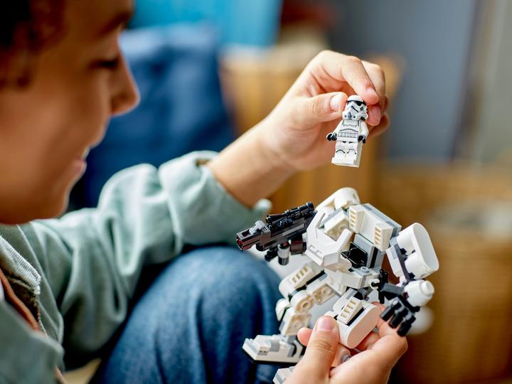 Actual product image LEGO Stormtrooper Mech (75370, LEGO Star Wars)