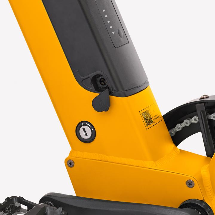 Actual product image Btwin E-cargo bike Cargobike R500E Longtail V2 yellow (44 cm)