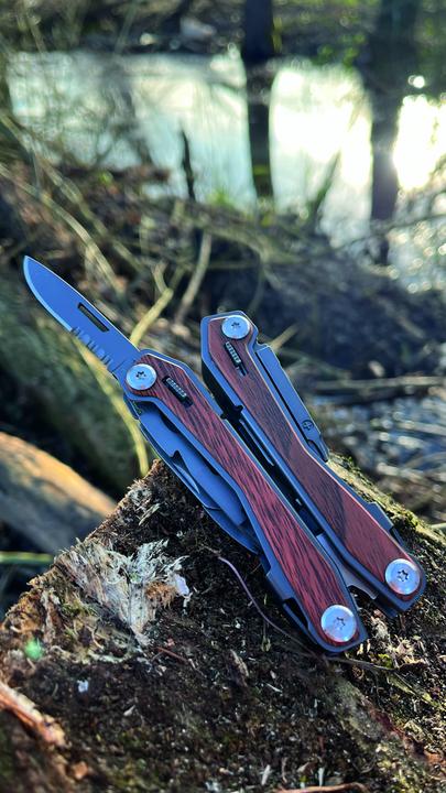 Produktbild Proton Multitool Bushcraft mit 15 Funktionen (15 Funktionen)