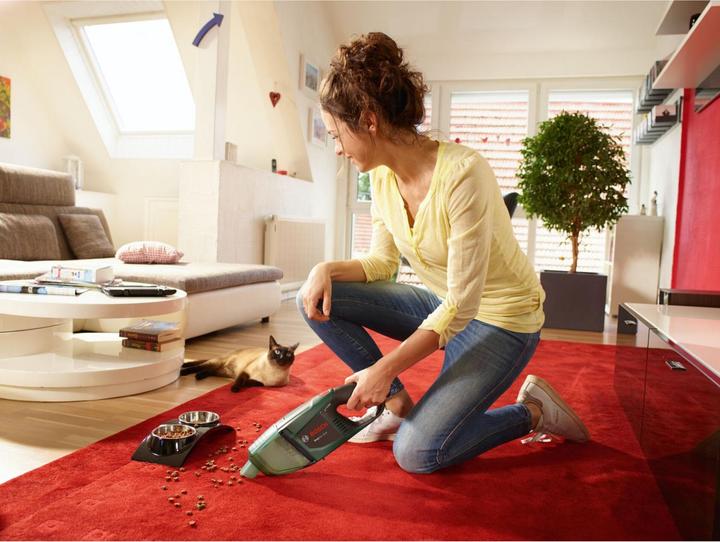 Actual product image Bosch Home & Garden EasyVac 12